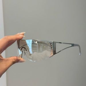 Vintage style clear sunglasses